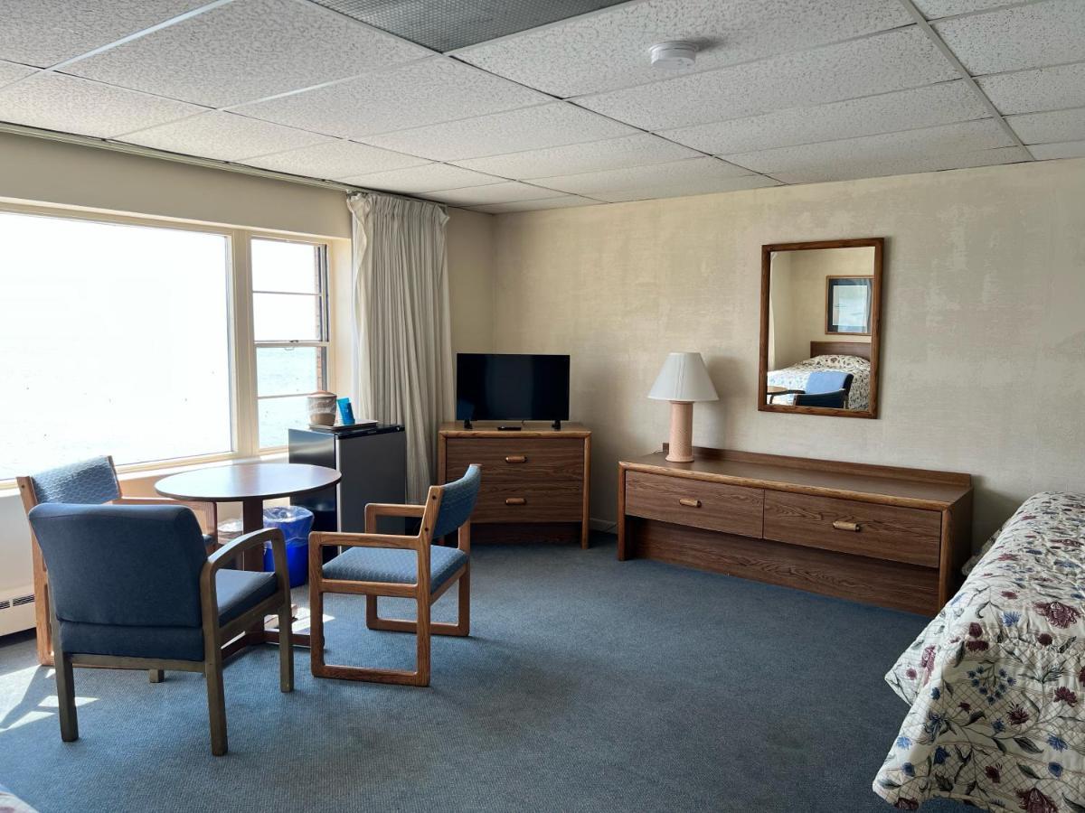 Shoreline Inn Grand Marais Ngoại thất bức ảnh