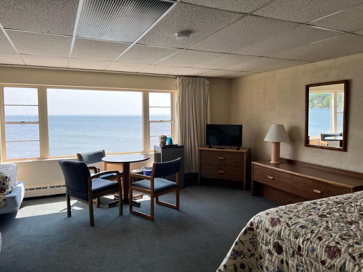 Shoreline Inn Grand Marais Ngoại thất bức ảnh